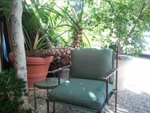 911548_10200980660426807_173242129_n