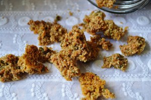 Crunchy grain free cereal