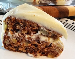 Hummingbird_cake_-_homemade
